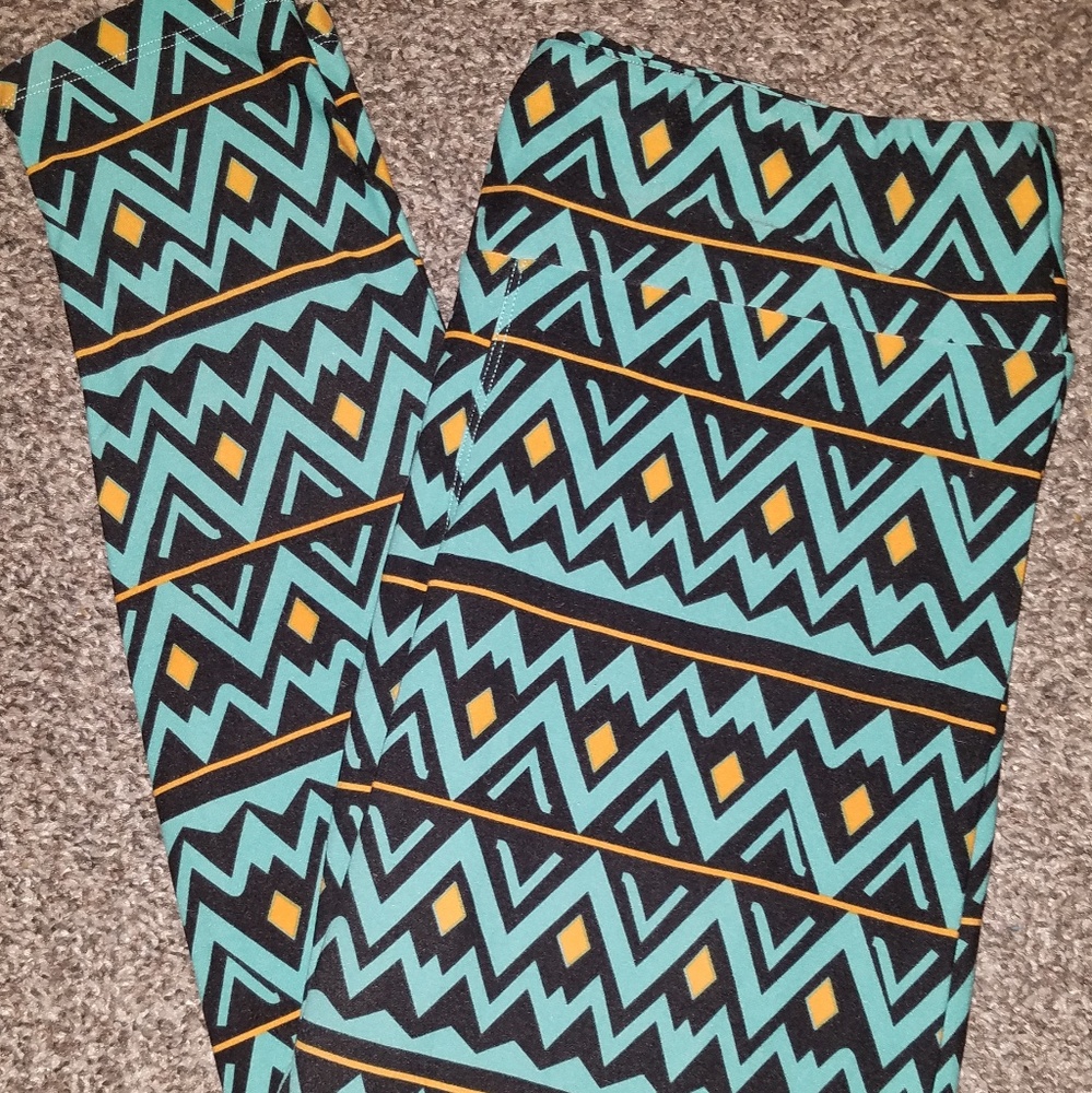 Lularoe TC Tribal pattern